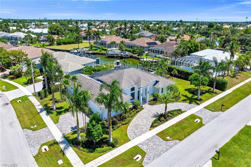 1276 Treasure Ct, Marco Island, FL 34145 Photo