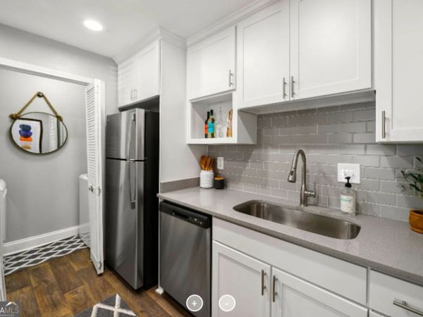 8085 Adair Lane, Unit 303, Sandy Springs, GA 30350