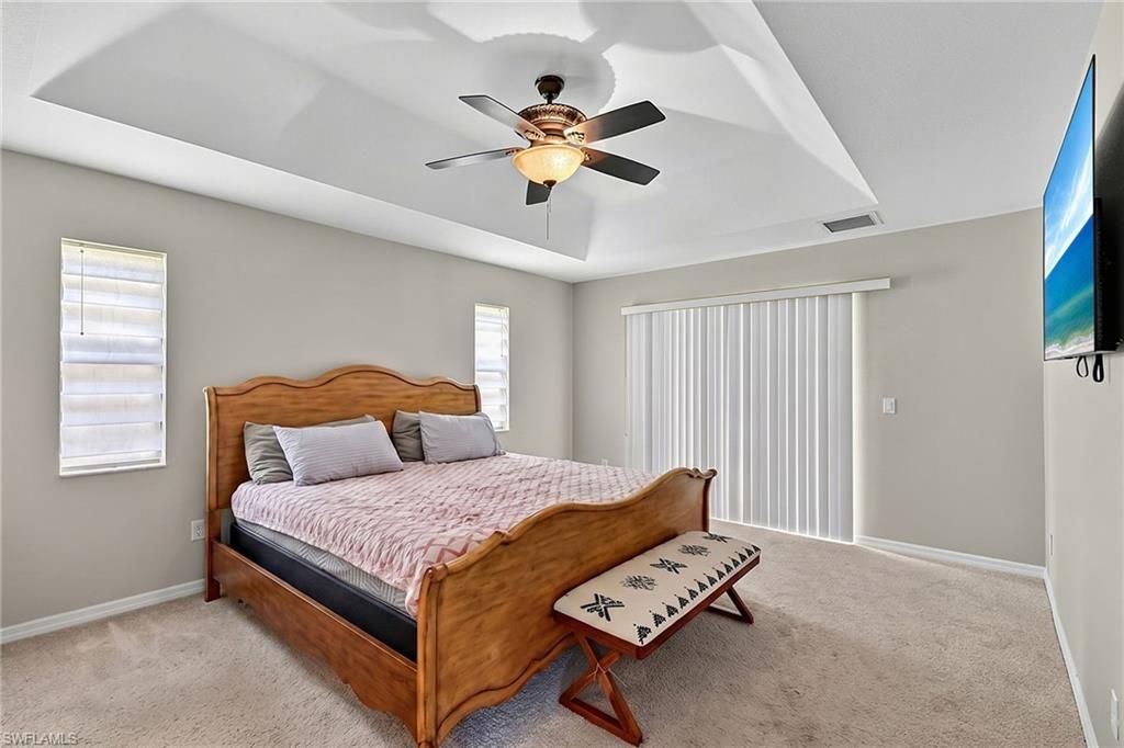 691 Manhattan St E, Lehigh Acres, FL 33974 Photo