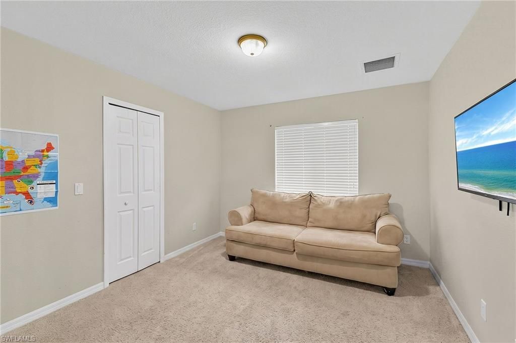 691 Manhattan St E, Lehigh Acres, FL 33974 Photo