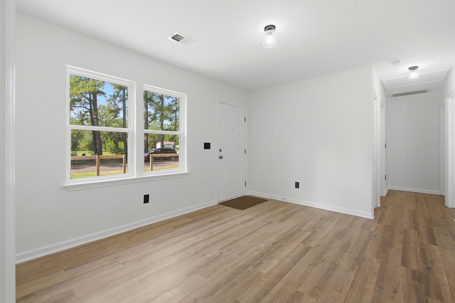 1243 Pineville Circle Photo 5
