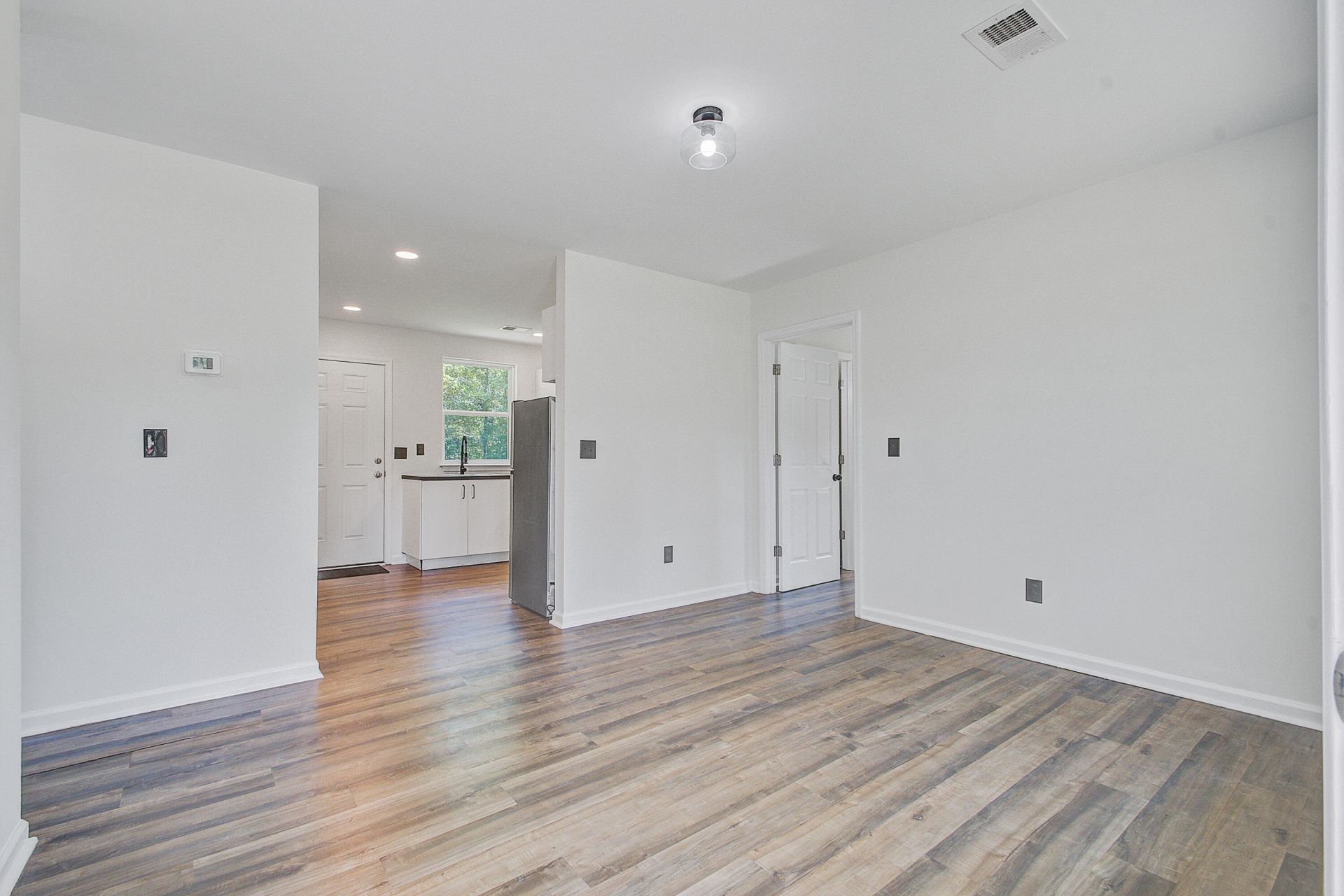 1243 Pineville Circle Photo 7