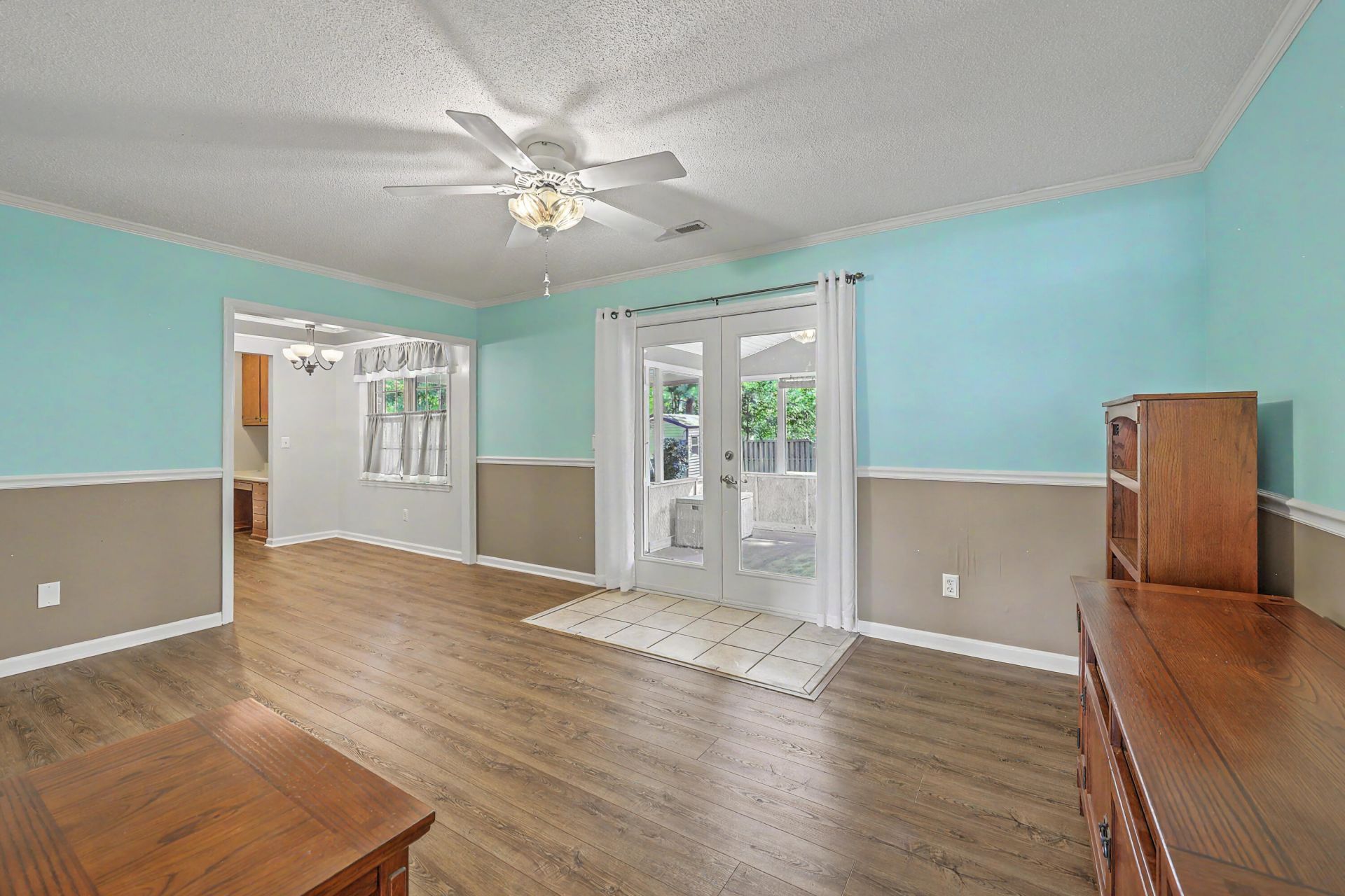 131 Foxborough Road Photo 13