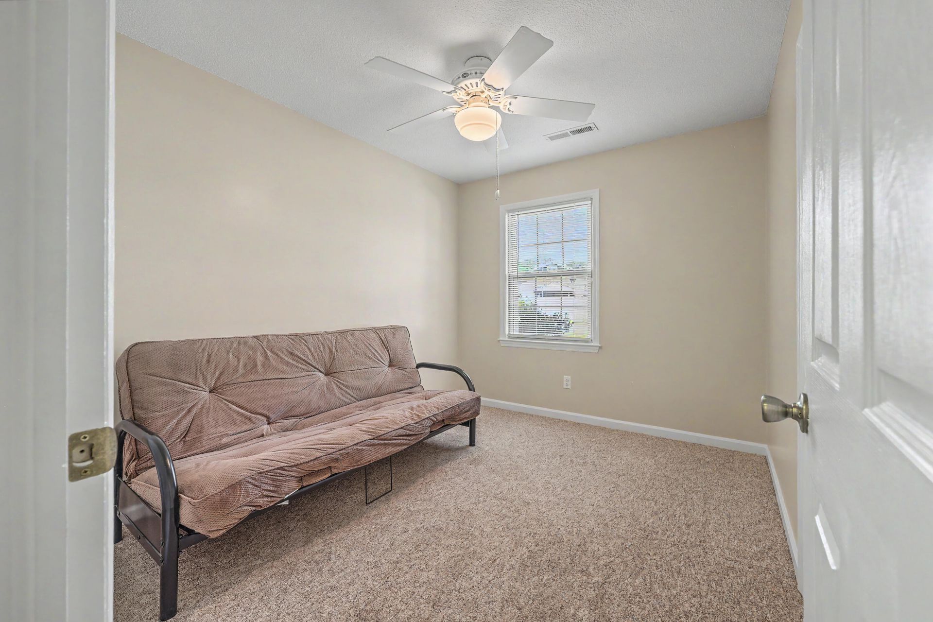 131 Foxborough Road Photo 20