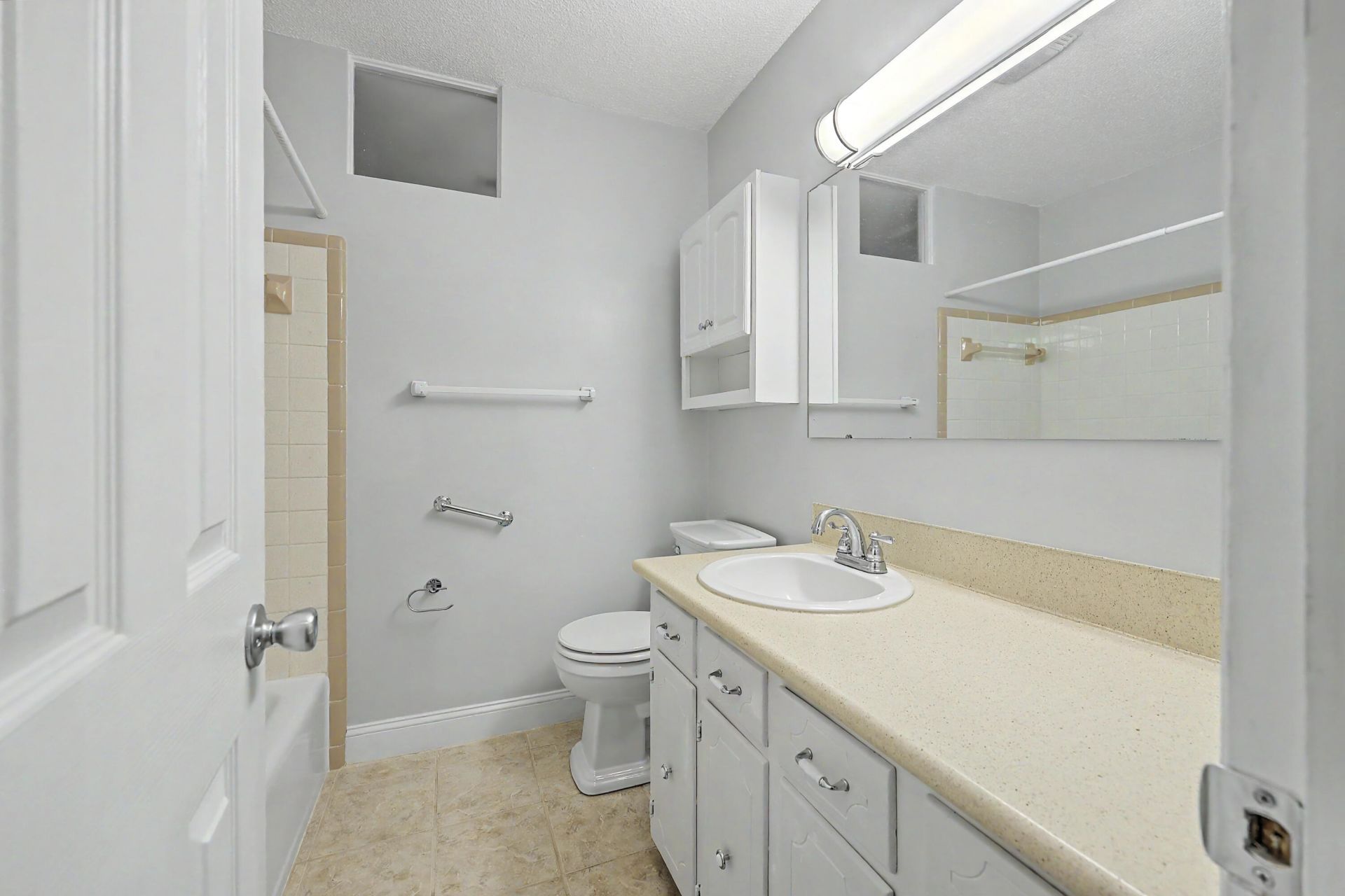 131 Foxborough Road Photo 21