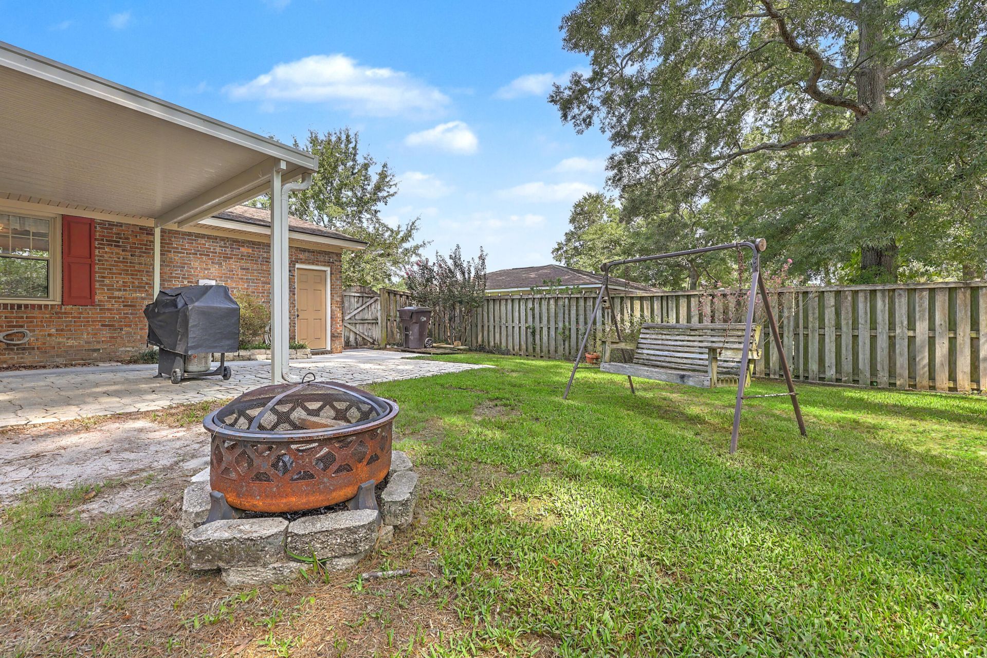 131 Foxborough Road Photo 31