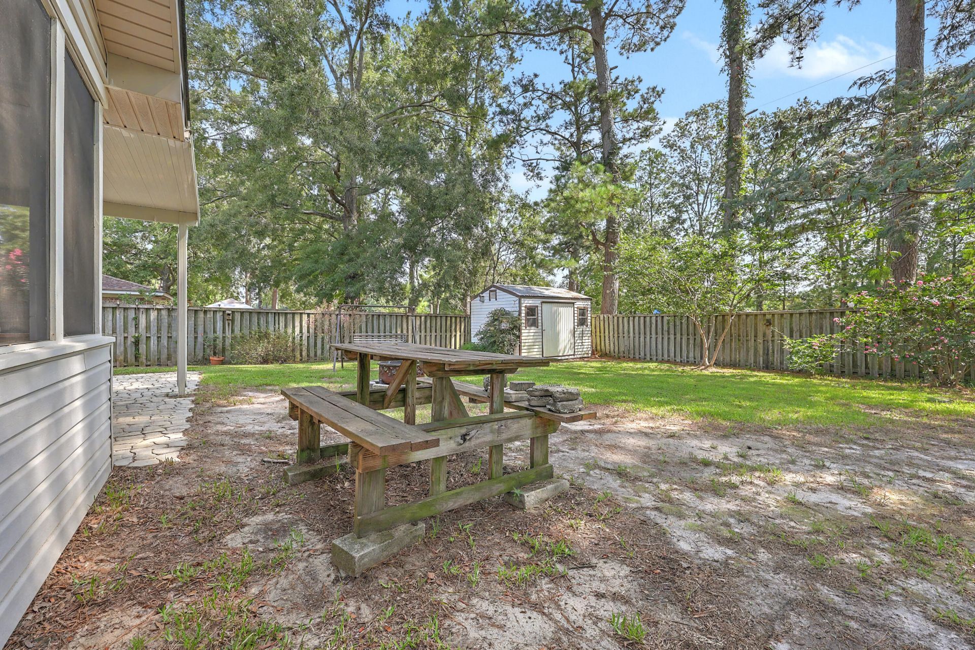 131 Foxborough Road Photo 40