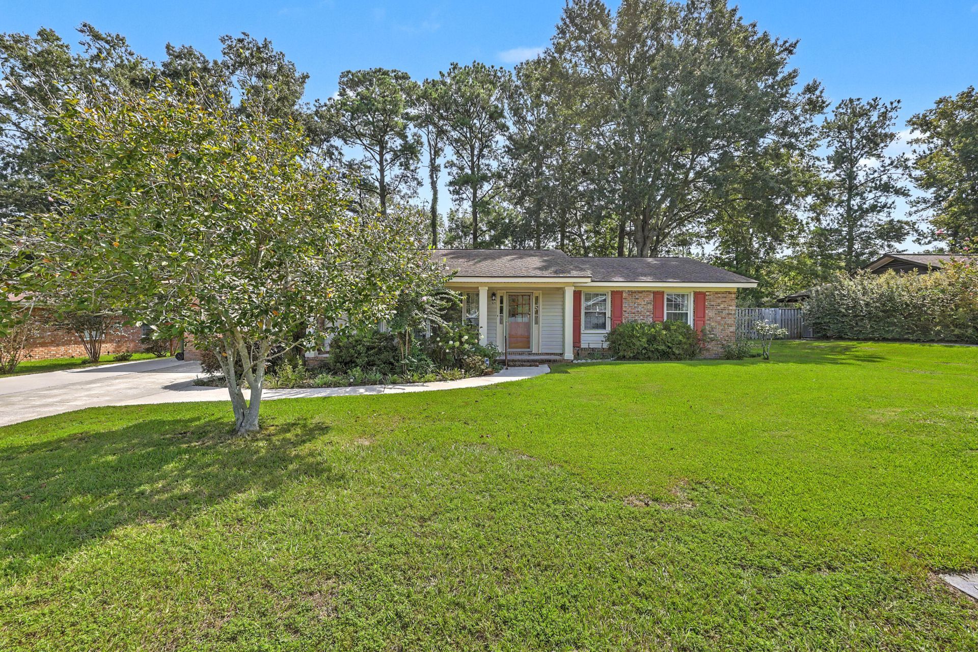 131 Foxborough Road Photo 41