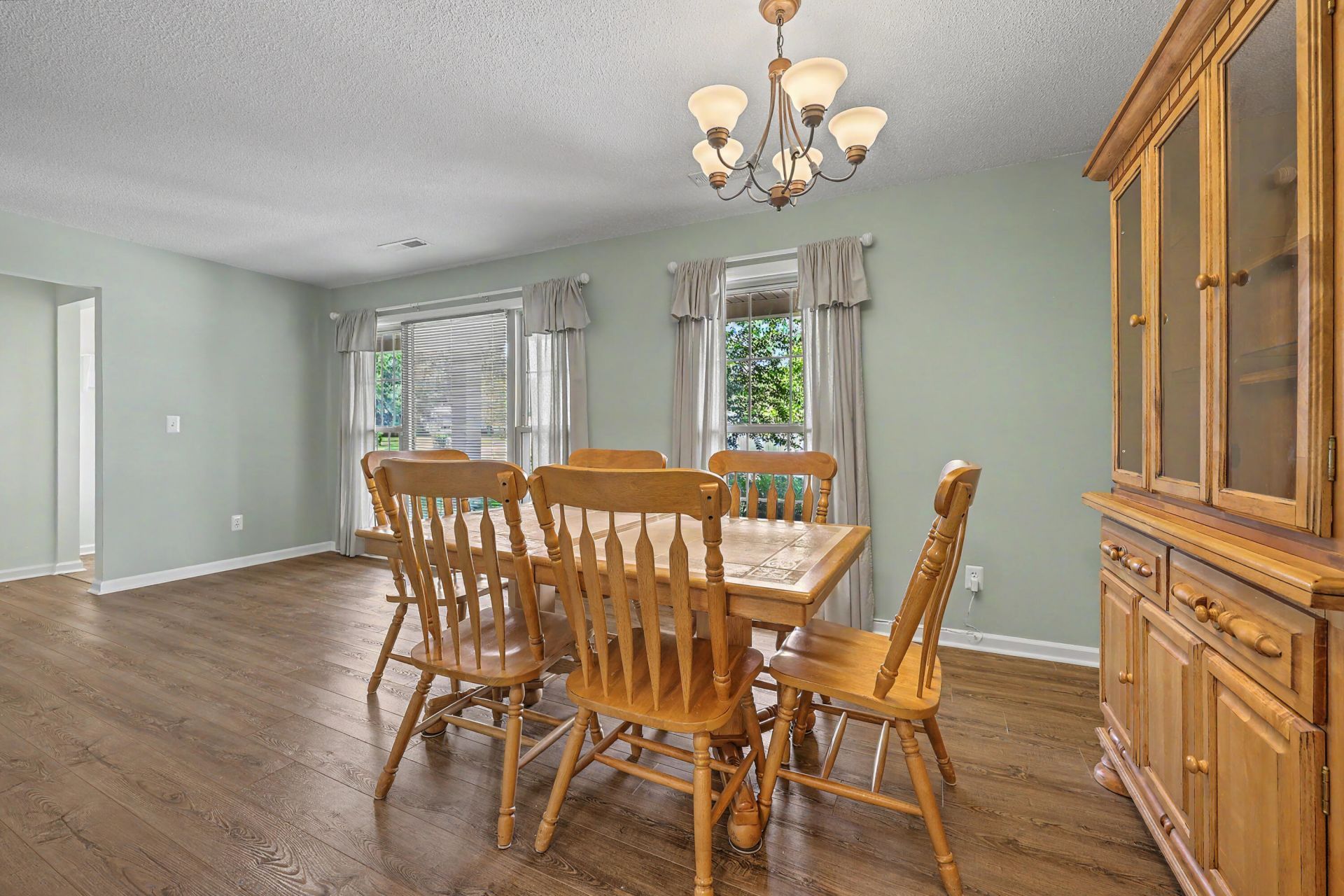 131 Foxborough Road Photo 7