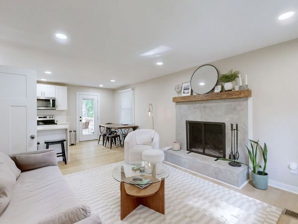 3911 Creekside Dr, Nashville, TN 37211