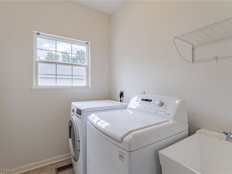 8757 Roberts Court , Unit 25C, Olmsted Falls, OH 44138 Photo 12