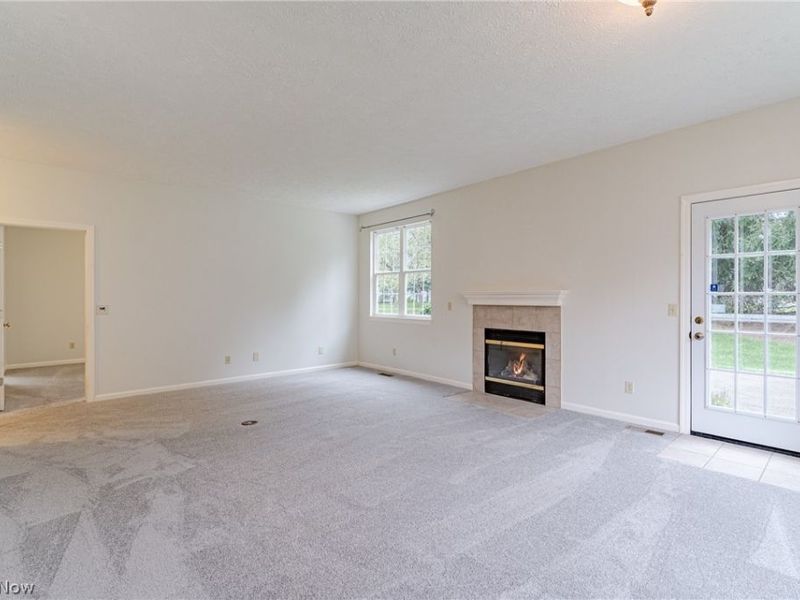 8757 Roberts Court , Unit 25C, Olmsted Falls, OH 44138 Photo 5