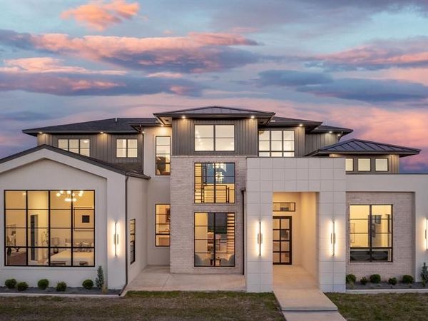 2600 Majestic Way, Yukon, OK 73099