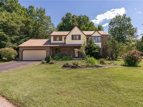 11 Skylark Court , East Amherst, NY 14051