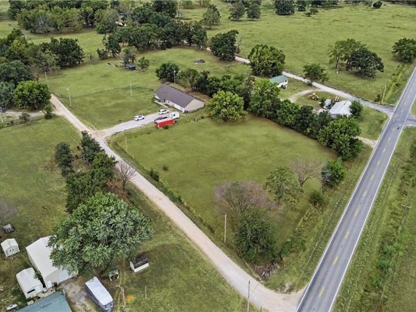 13095 Earl Road, Gravette, AR 72736