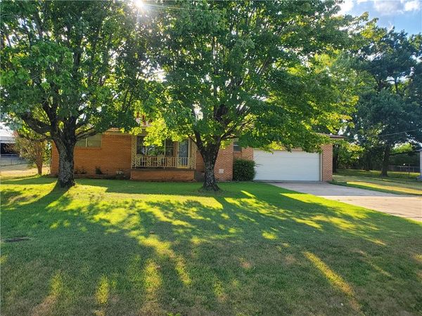 505 18th Street , Ozark, AR 72949