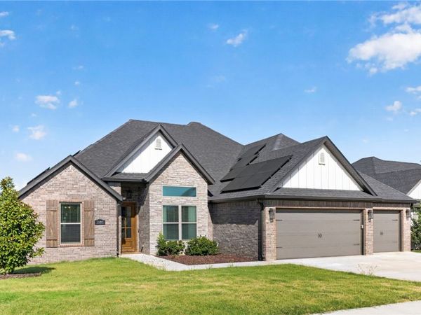 1805 Abbott Lane , Pea Ridge, AR 72751