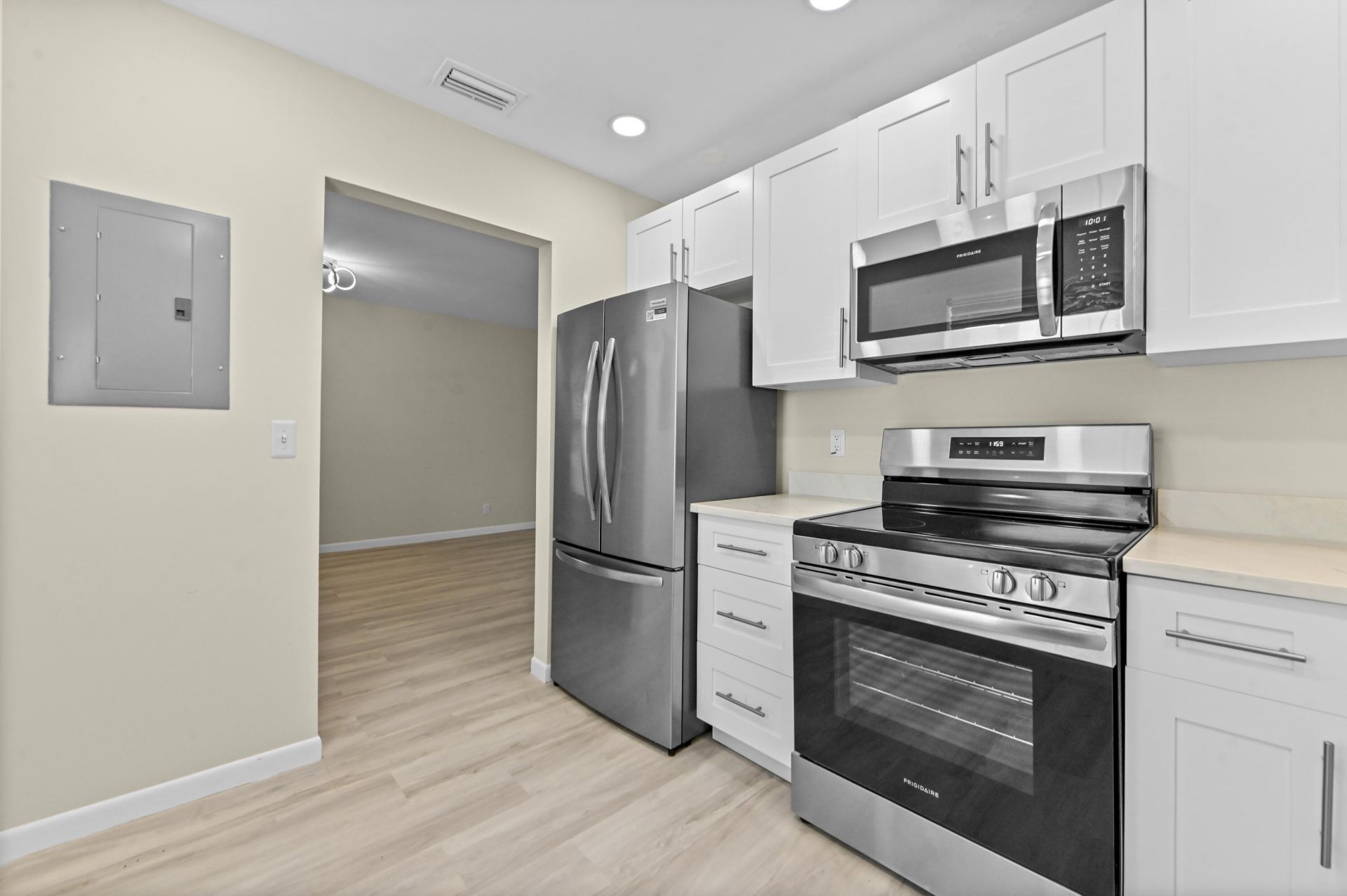 812 Salem Lane, Lake Worth, FL 33467 Photo