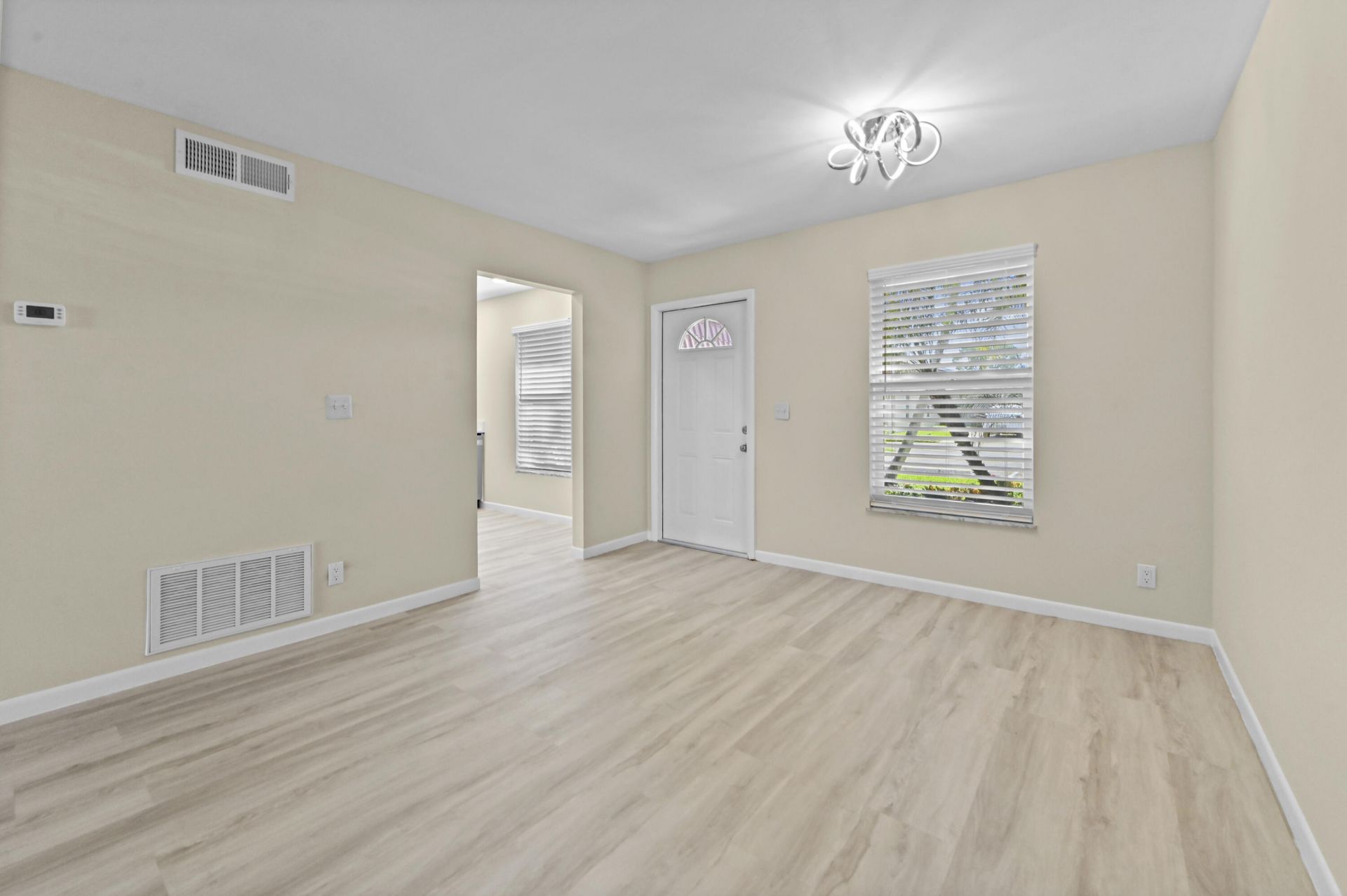812 Salem Lane, Lake Worth, FL 33467 Photo