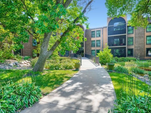 9600 Portland Avenue S, Unit 317, Bloomington, MN 55420