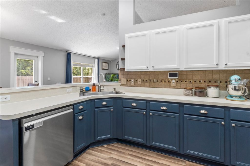 708 Bayfront Terrace, Sebastian, FL 32958 Photo