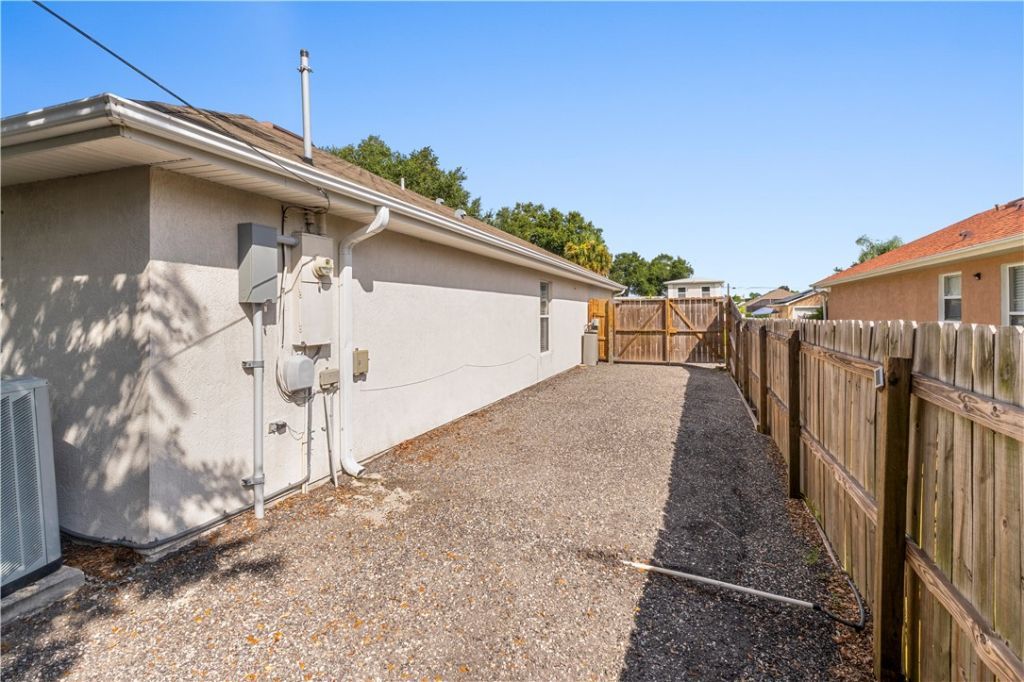 708 Bayfront Terrace, Sebastian, FL 32958 Photo