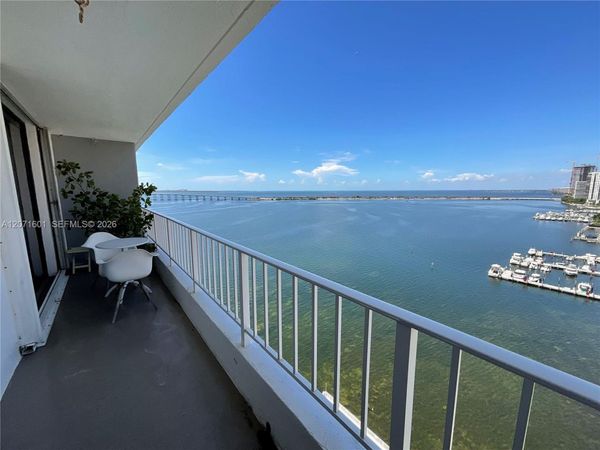 200 SE 15th Rd , Unit PHB, Miami, FL 33129
