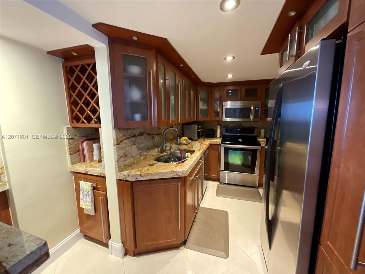 200 SE 15th Rd , Unit PHB, Miami, FL 33129 Photo