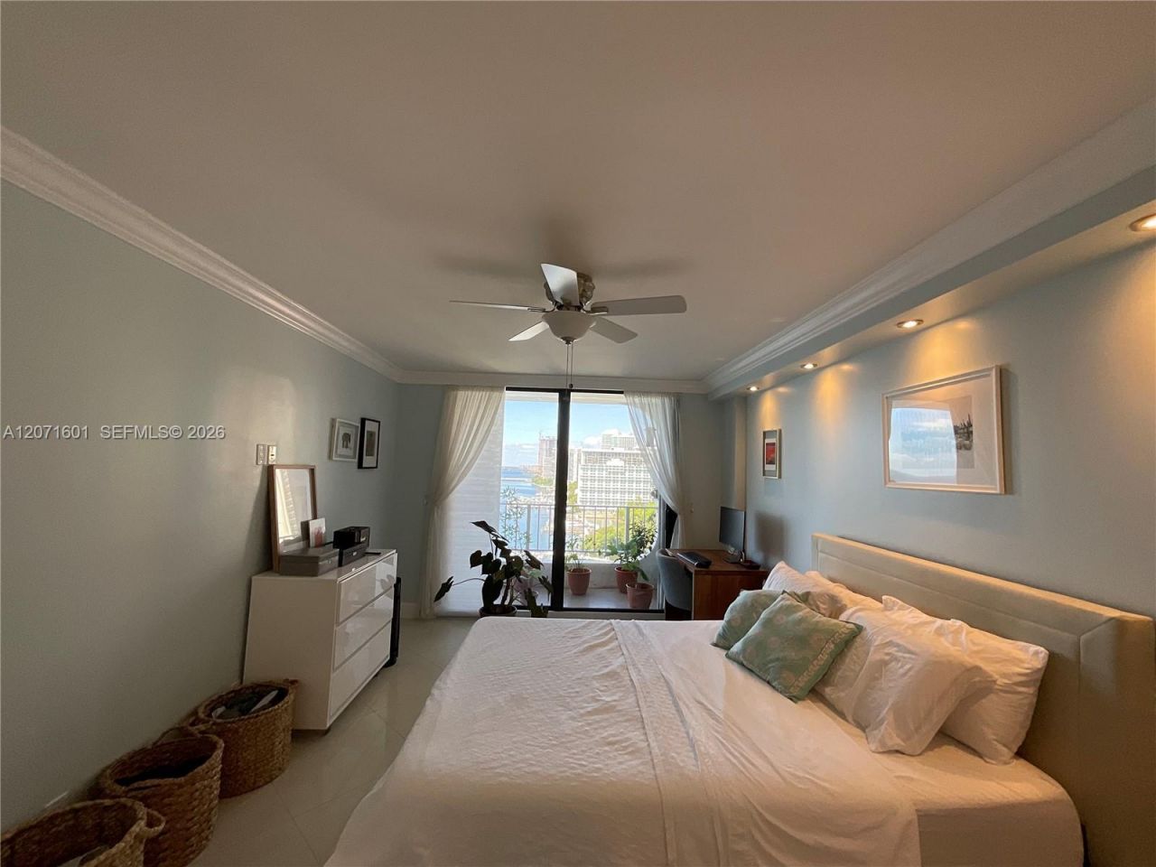 200 SE 15th Rd , Unit PHB, Miami, FL 33129 Photo