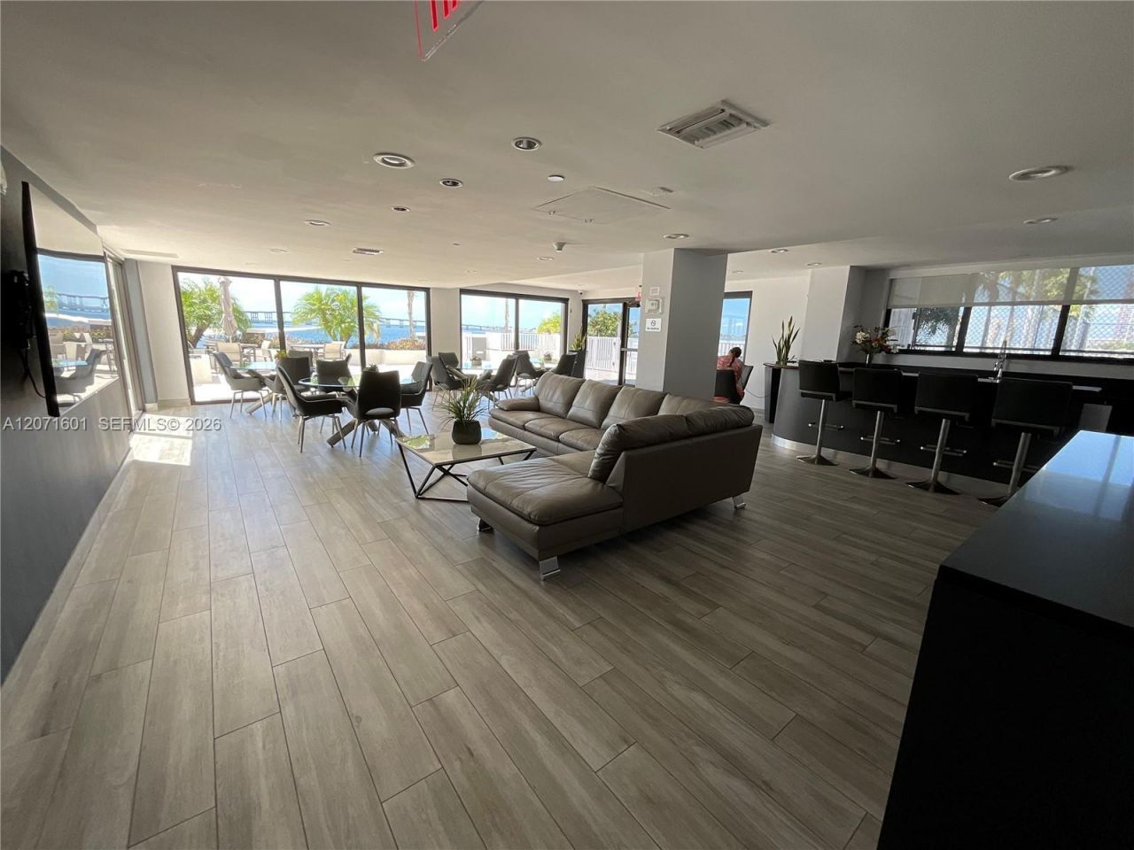 200 SE 15th Rd , Unit PHB, Miami, FL 33129 Photo