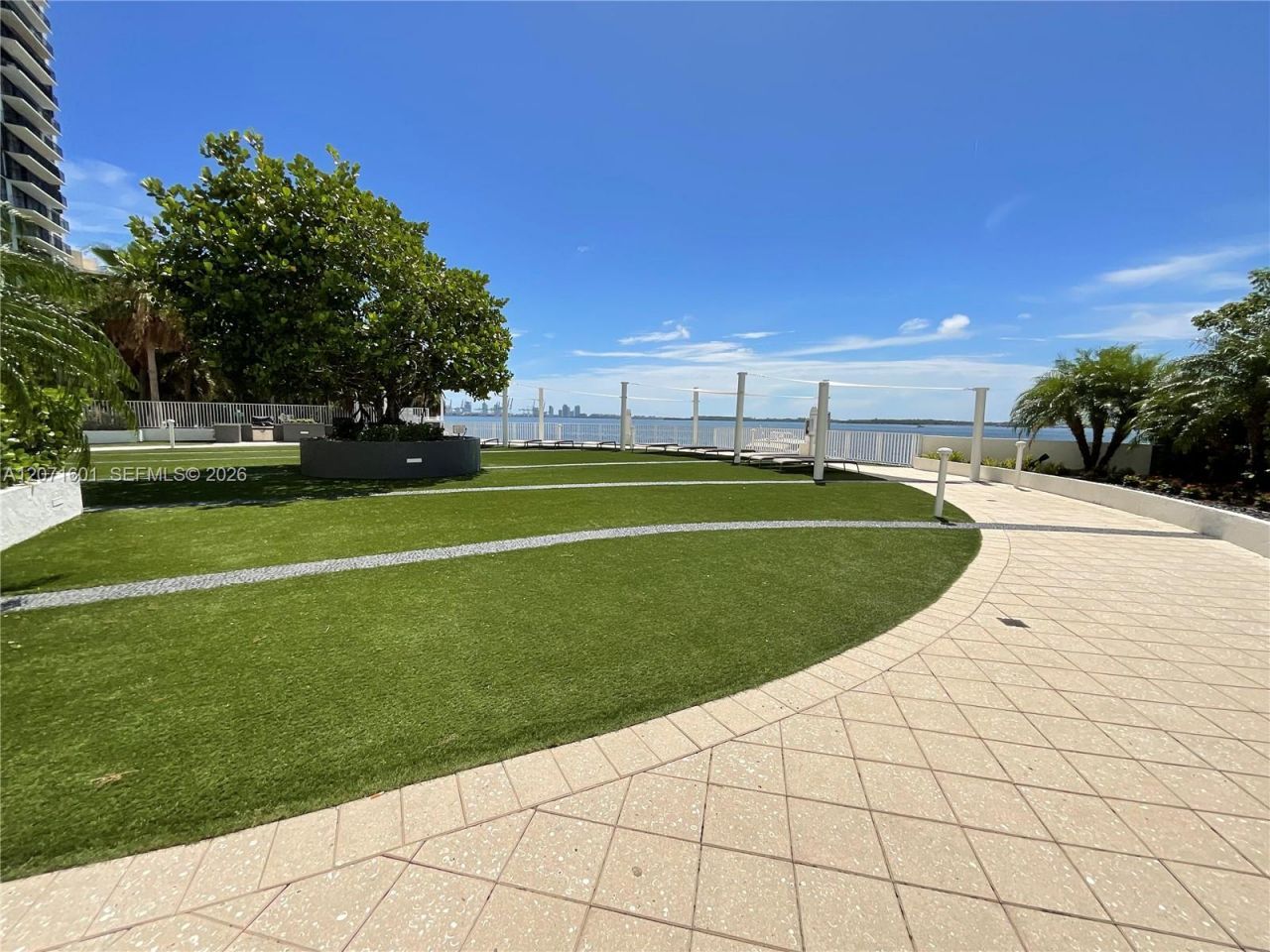 200 SE 15th Rd , Unit PHB, Miami, FL 33129 Photo