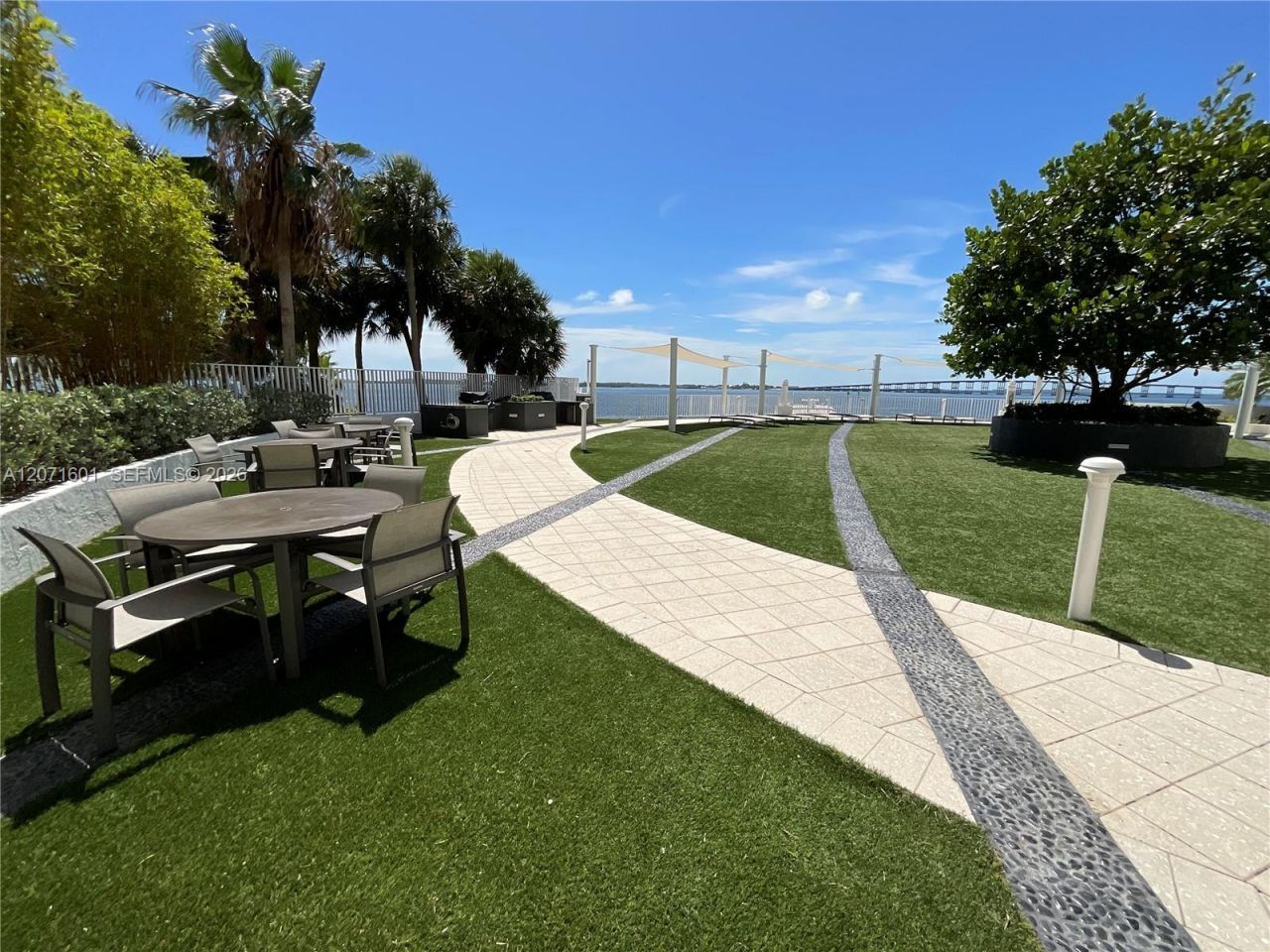 200 SE 15th Rd , Unit PHB, Miami, FL 33129 Photo