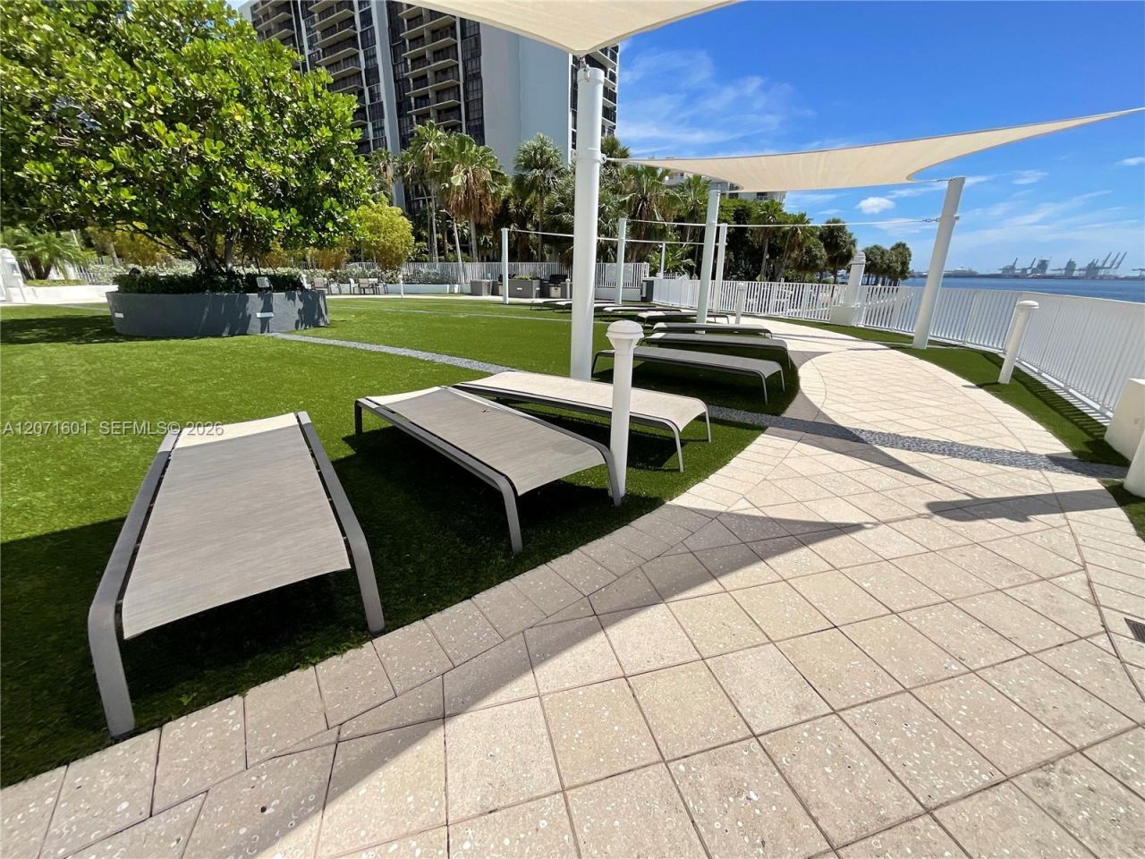 200 SE 15th Rd , Unit PHB, Miami, FL 33129 Photo