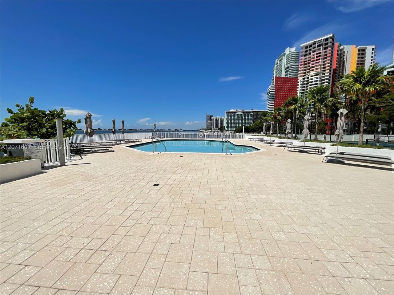 200 SE 15th Rd , Unit PHB, Miami, FL 33129 Photo