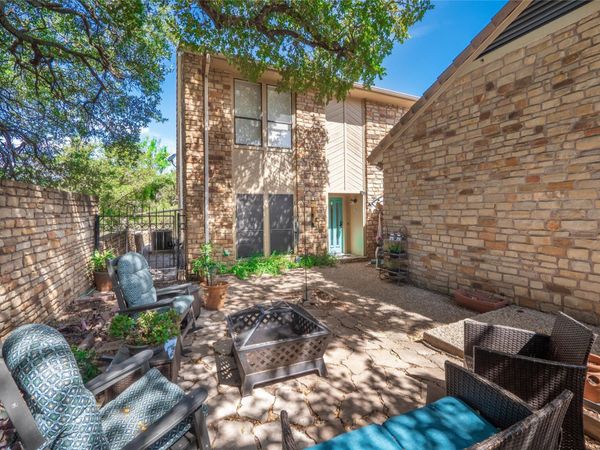 706-A Clayton Nolen DR, Horseshoe Bay, TX 78657