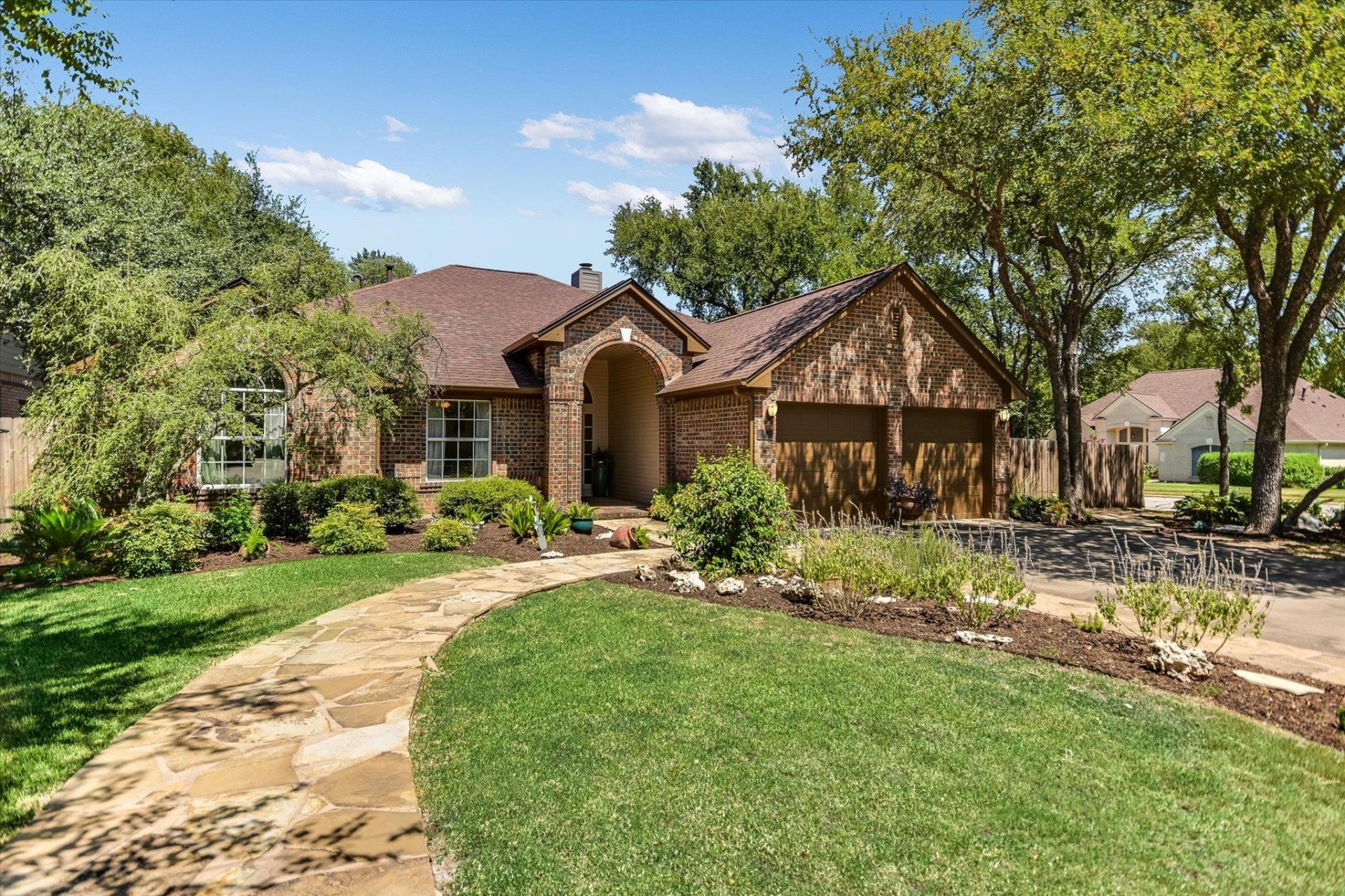 901 Rock Spring Cv, Round Rock, TX 78681 Main Photo