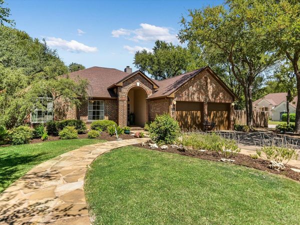 901 Rock Spring CV, Round Rock, TX 78681