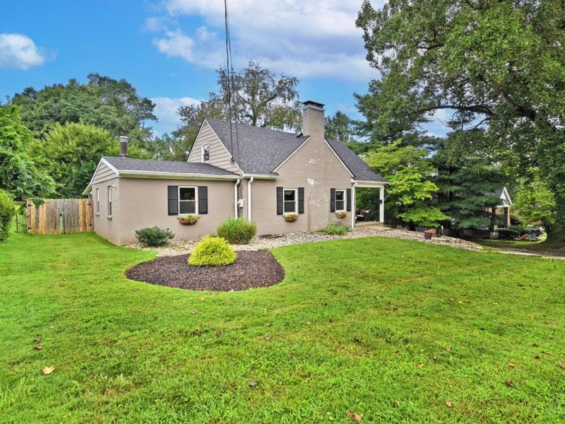 6439 Fair Oaks Avenue, Cincinnati, OH 45237 Photo 2
