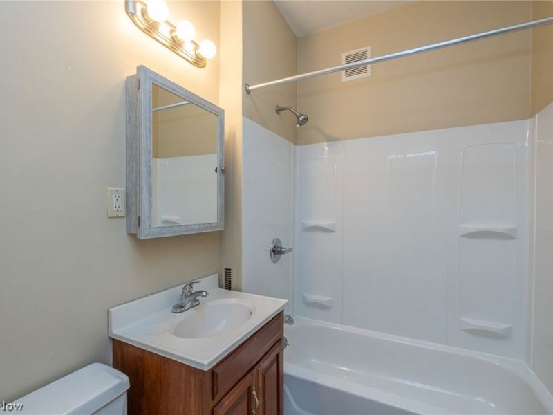 14708 Leonard Avenue, Lakewood, OH 44107 Photo 24
