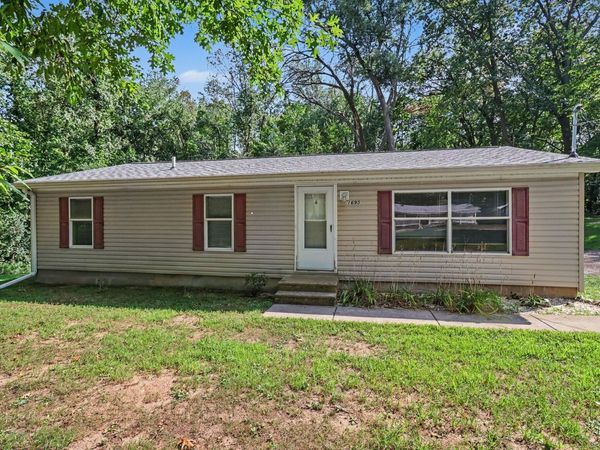 1695 Quaker Avenue, Portage, MI 49024