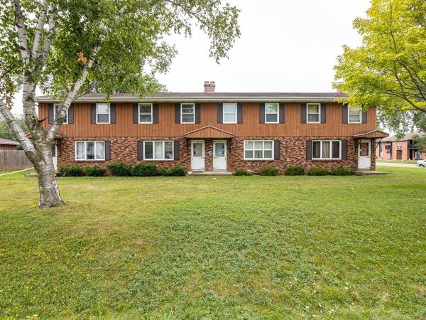 2414 HONEY LOU COURT, Appleton, WI 54915