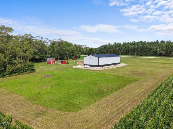 17883 N Fostoria Road, Gibsonburg, OH 43431