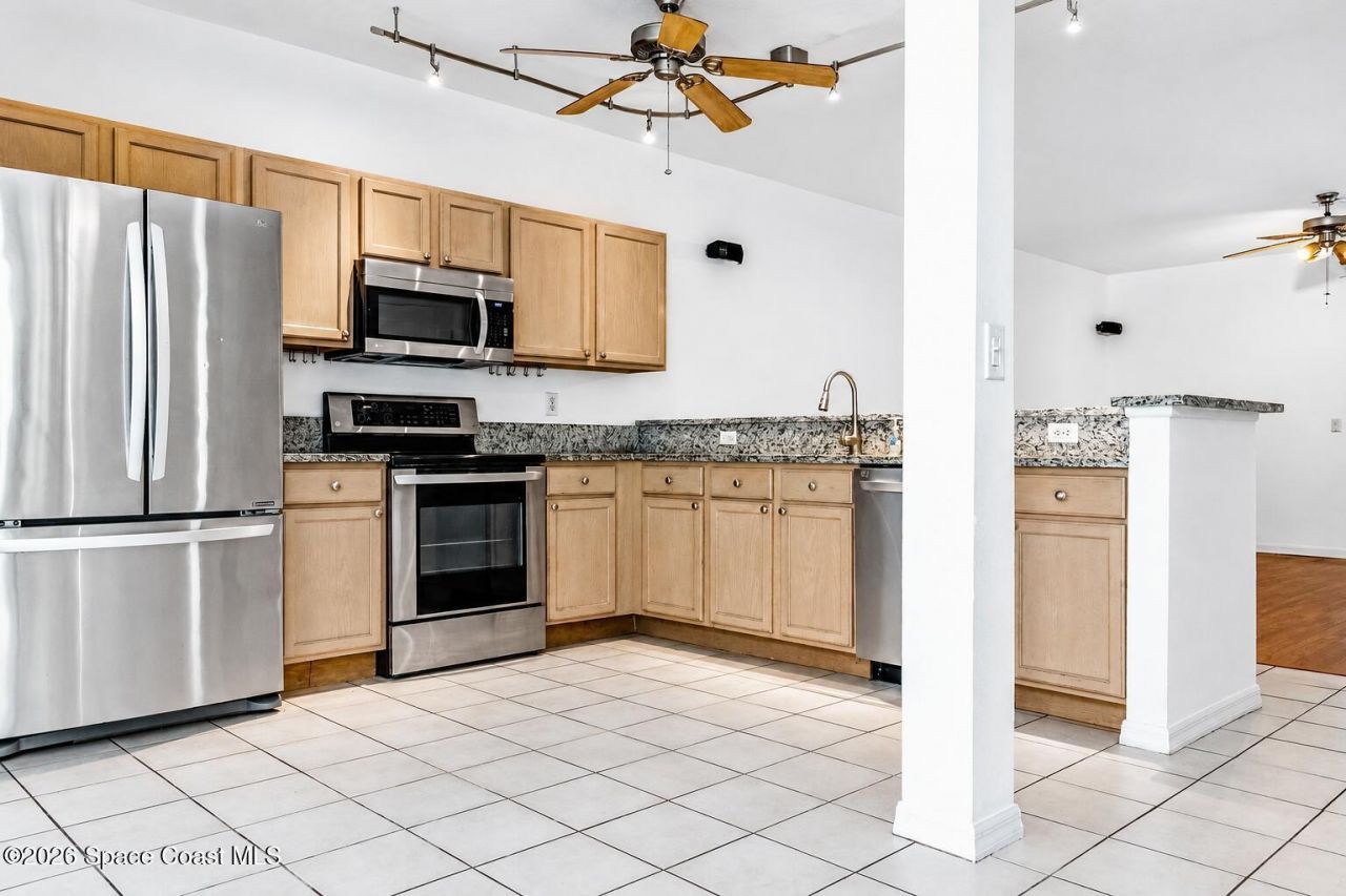 35 Pinafore Place , Indialantic, FL 32903 Photo