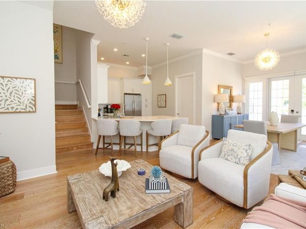 453 8th AVE S, Unit 106, NAPLES, FL 34102