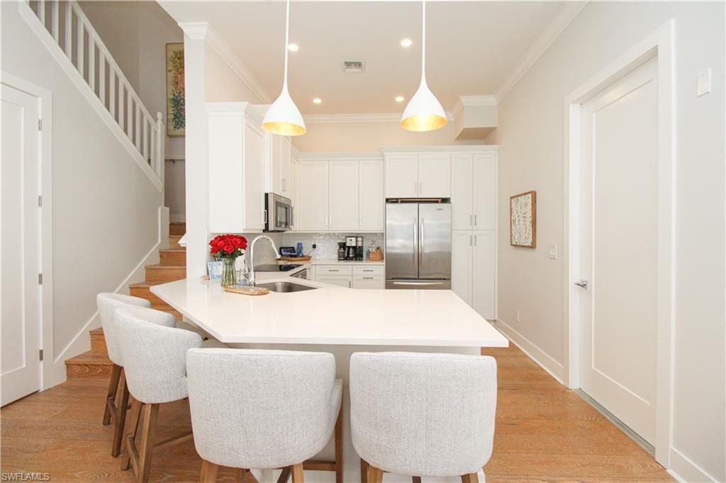 453 8th Ave S, Unit 106, Naples, FL 34102 Photo