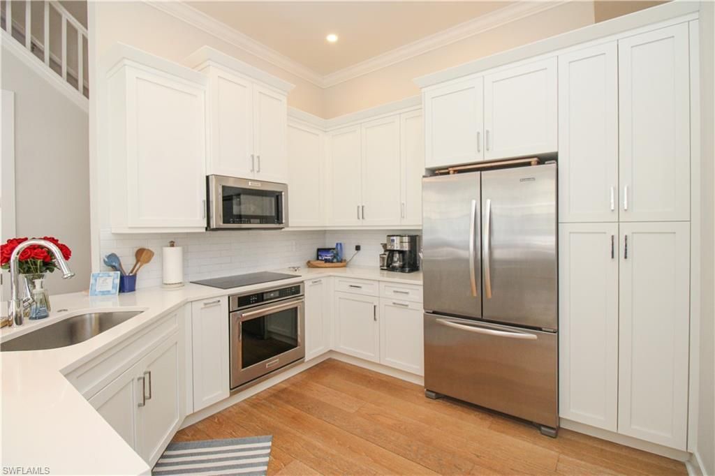 453 8th Ave S, Unit 106, Naples, FL 34102 Photo
