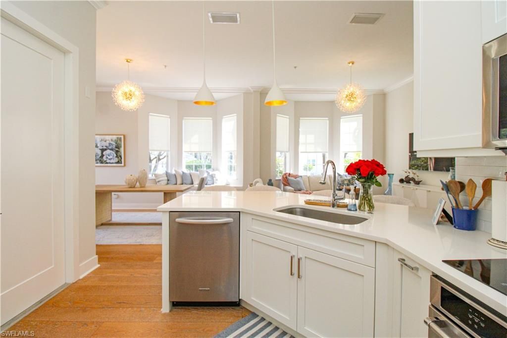 453 8th Ave S, Unit 106, Naples, FL 34102 Photo