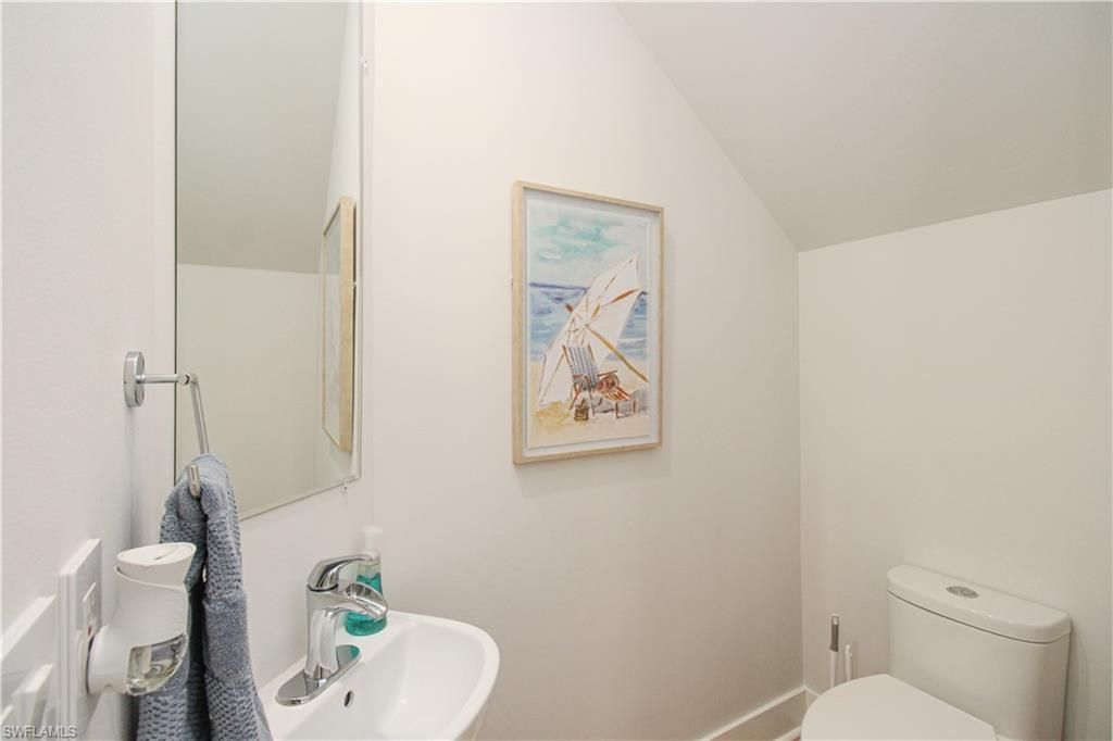 453 8th Ave S, Unit 106, Naples, FL 34102 Photo