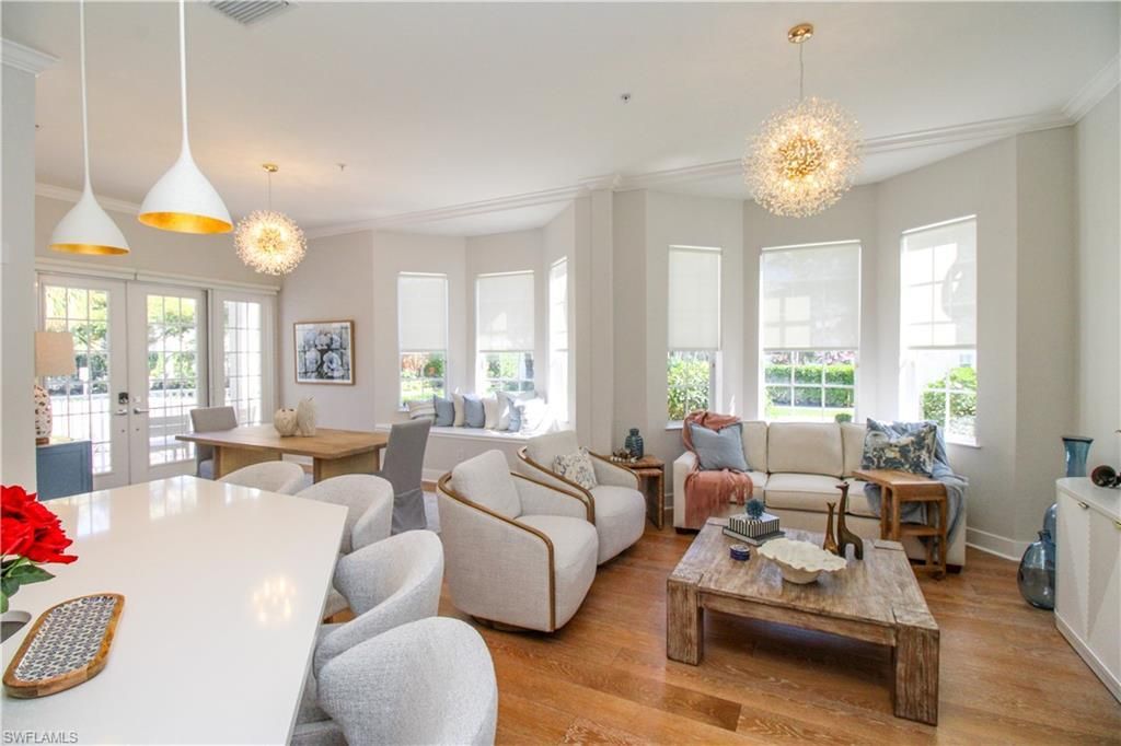 453 8th Ave S, Unit 106, Naples, FL 34102 Photo