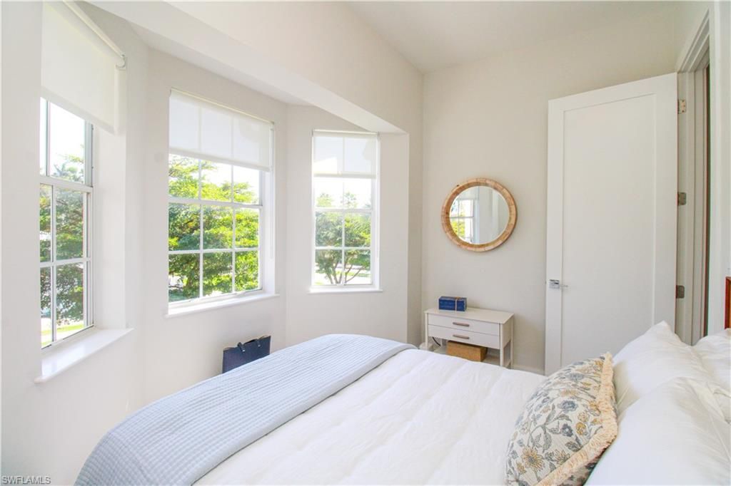 453 8th Ave S, Unit 106, Naples, FL 34102 Photo
